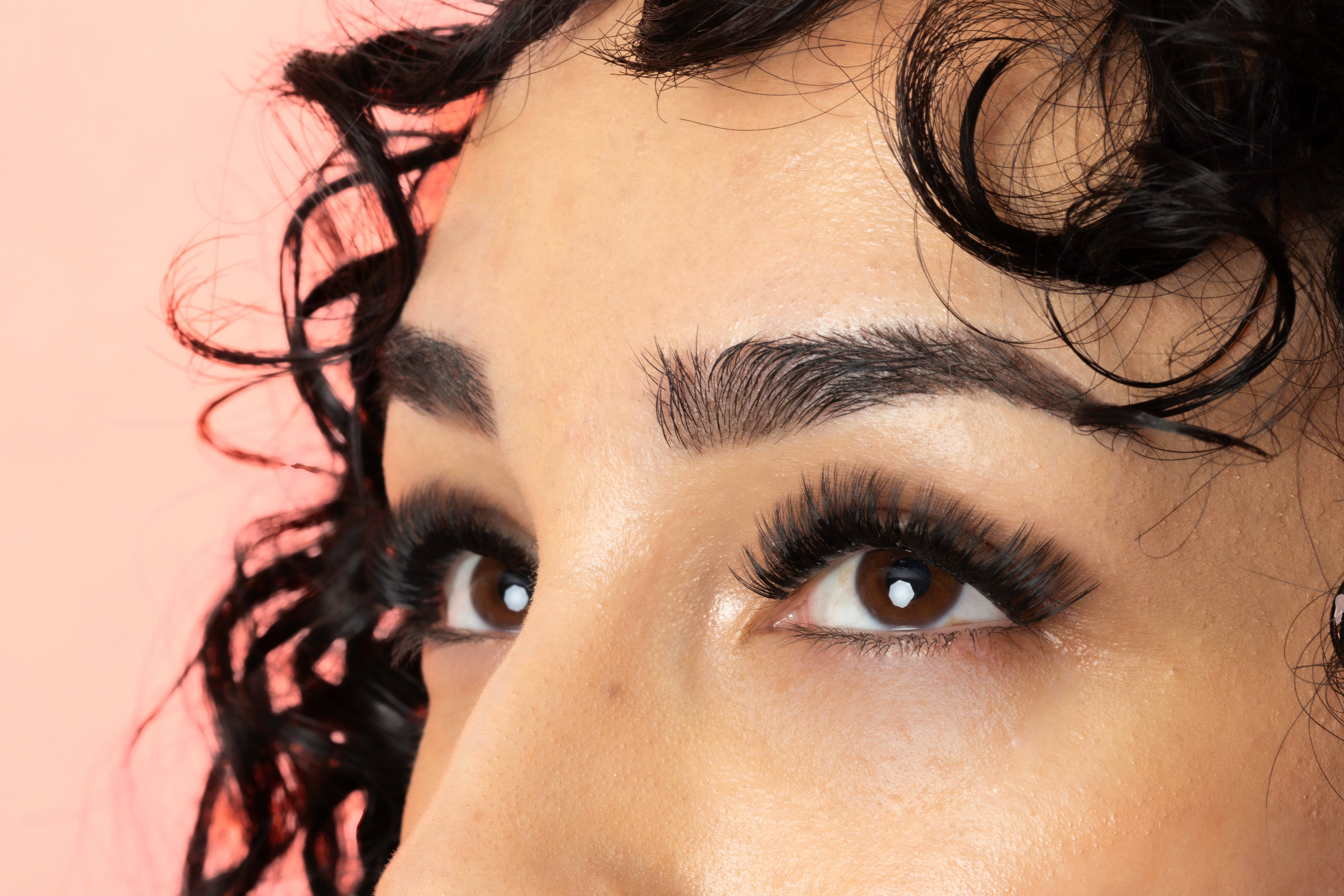 Prebonded Lash Extensions | Allure
