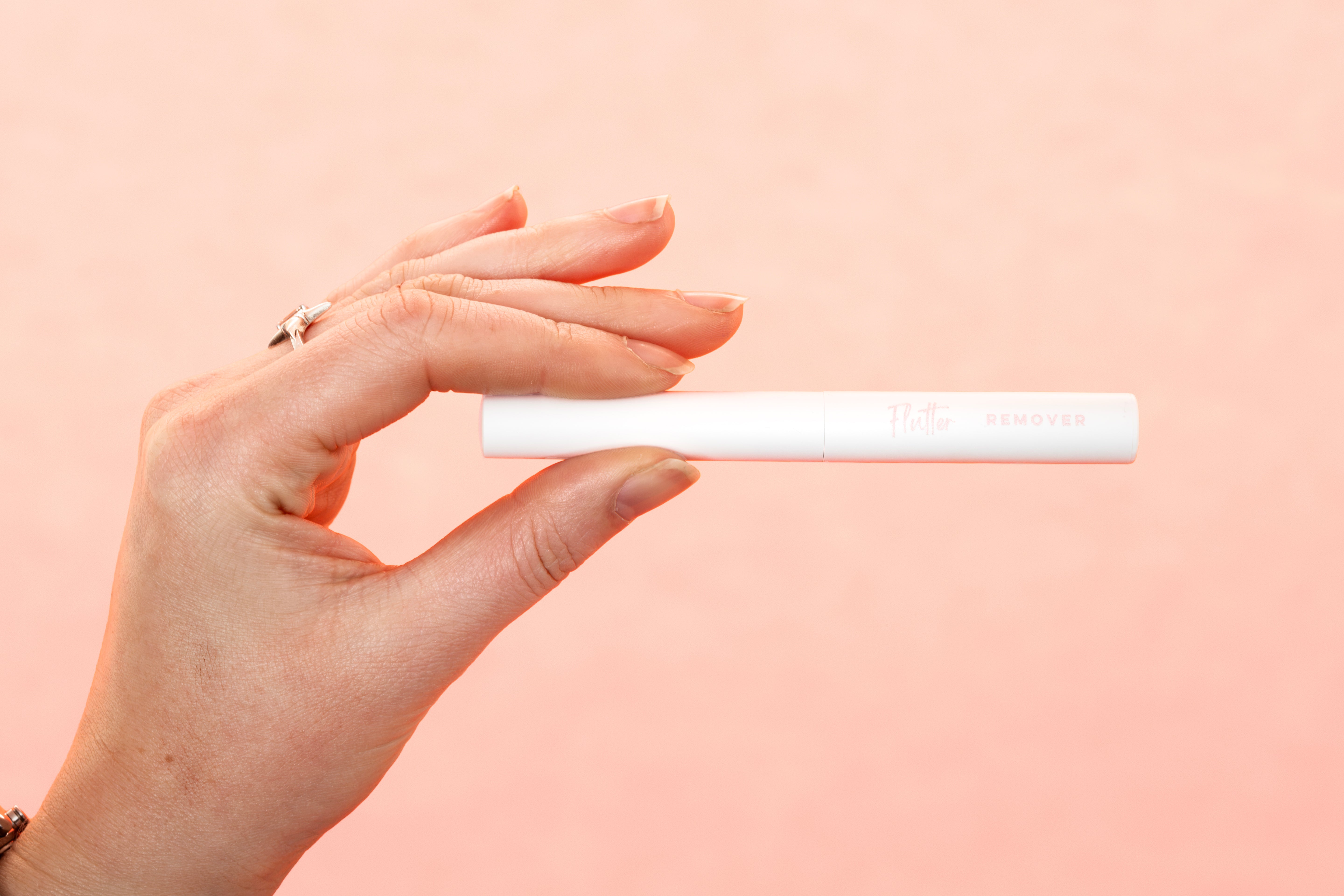 Lash Remover